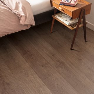 EGGER PRO CLASSIC 8/32 4V Cognac North Oak Laminált padló EPL100