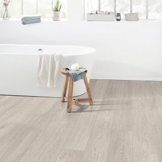 EGGER PRO CLASSIC 8/32 AQUA+ 4V Cesena Oak White Laminált padló